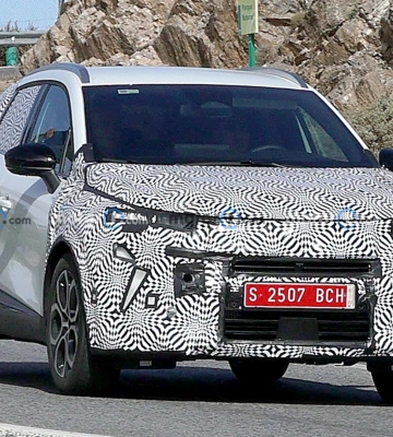 Оновлений Renault Captur «засвітився» на тестах
