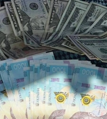 Встановили таксу за проїзд через кордон авто з товаром: ще одному волинському митнику повідомлено про підозру