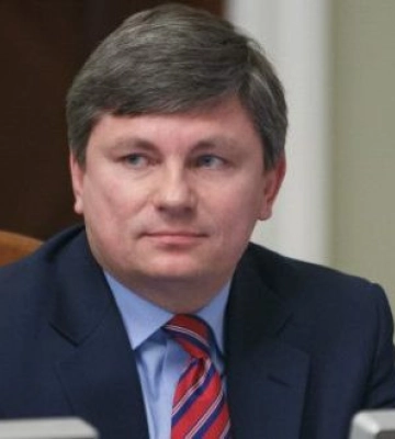 Прокурор сменила обвинение нардепу Артуру Герасимову, увеличив срок давности привлечения его к уголовной ответственности Прокурор сменила обвинение нардепу Артуру Герасимову, увеличив срок давности привлечения его к уголовной ответственности