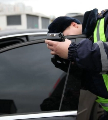В Мелитополе рашисты будут сажать водителей за решетку из-за тонировки авто
