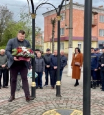 У Нововолинську відбулися заходи до річниці Чорнобильської трагедії
