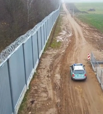Польша возводит электронный барьер на границе с РФ
