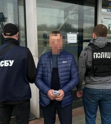 СБУ затримала співробітника Укрзалізниці, який перевозив ухилянтів за кордон у вентиляційній системі вагона