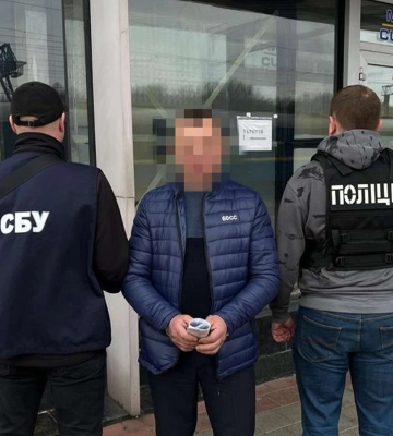 VIP-купе з Дніпра до Європи: СБУ викрила чергову схему виїзду чоловіків за кордон