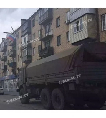 Через Мелитополь орки начали эвакуацию коллаборантов и куда-то везут солдат 