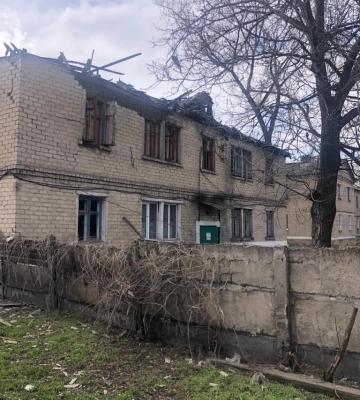 Війська РФ вдарили по місту в Донецькій області: 8 людей поранені (ФОТО)