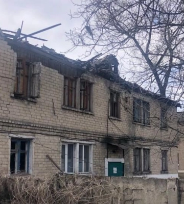 Войска РФ ударили по домам и рынку Украинска Донецкой области, ранены 8 человек