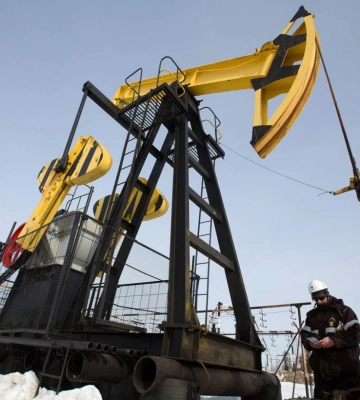 Нафта дорожчає після падіння нижче 80 доларів за барель