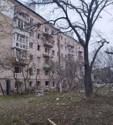 Зеленский показал последствия ночного ракетного обстрела Николаева