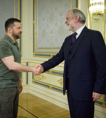 Зеленский обсудил с советником премьер-министра Великобритании оборонную поддержку Украины и предстоящий саммит НАТО
