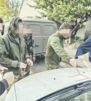 Поранений під Херсоном італійський журналіст проігнорував застереження українських військових – ЦСК