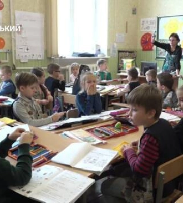 Кількість перших класів у Кропивницькому зменшено: яким буде 2023-2024 навчальний рік (відео)
