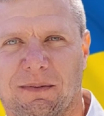 В Ужгороді попрощаються із загиблим захисником Ярославом Поповичем