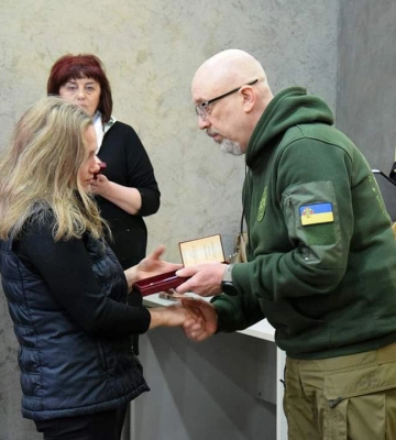 У Сумах міністр оборони нагородив захисників України (посмертно)