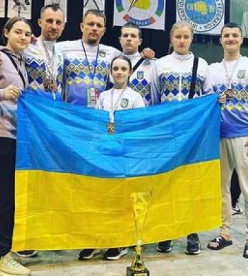 Золото, срібло та бронза: полтавські спортсмени повернулися з чемпіонату Європи з тхеквандо