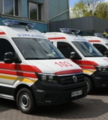 Чотири підстанції екстренки на Рівненщині отримали нові реанімобілі