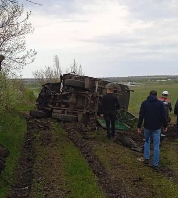 Машина енергетиків підірвалася на ворожій міні у Харківському районі