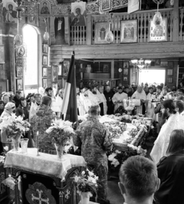 Лучани провели в останню дорогу загиблого Героя Андрія Черевка 
