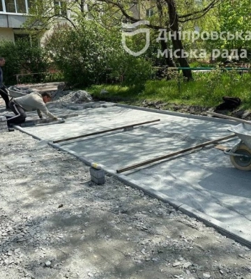За дорученням мера Філатова, окрім масштабних ремонтів доріг, оновлюватимуть і тротуари