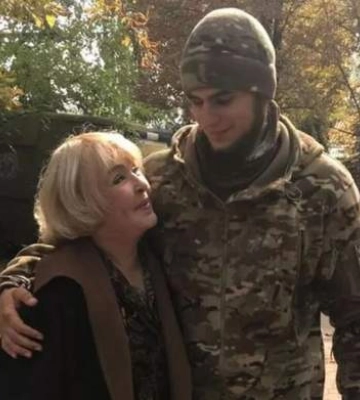 &quot;Ховала, як сина&quot;. Ада Роговцева зізналася, що смерть Да Вінчі стала для неї особистою трагедією