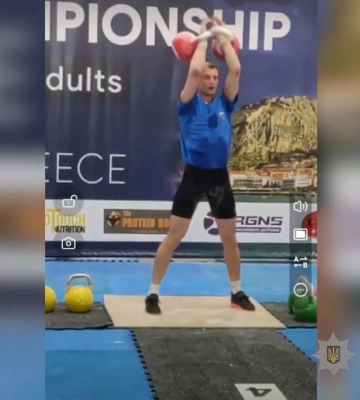 Поліцейський Полтавщини здобув три золоті медалі на Чемпіонаті Європи з гирьового спорту