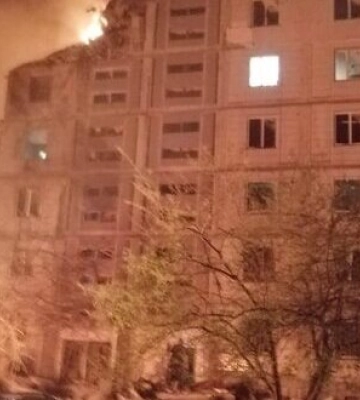 Окупанти вночі атакували Умань, внаслідок влучання ракети зруйновано під’їзд дев’ятиповерхівки, поранено 5 осіб. ВІДЕО+ФОТО (оновлено)