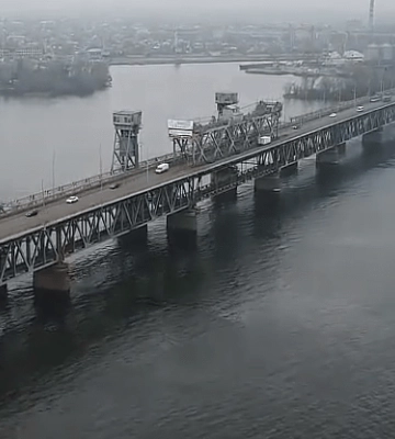 Перекриття Амурського мосту в Дніпрі: як буде ходити транспорт