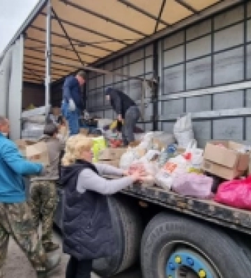 З Шацька до Запоріжжя відправили вантажівку з гуманітарною допомогою