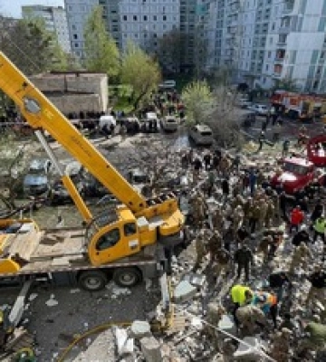 Трагедия в Умани: момент удара по многоэтажке попал на видео