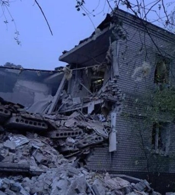 Володимир Зеленський прокоментував ракетний удар по Дніпру 28 квітня