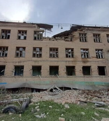 Доба на Донеччині: масований артобстріл Курахівської громади, ракетний обстріл Костянтинівки, - ОВА. ФОТОрепортаж