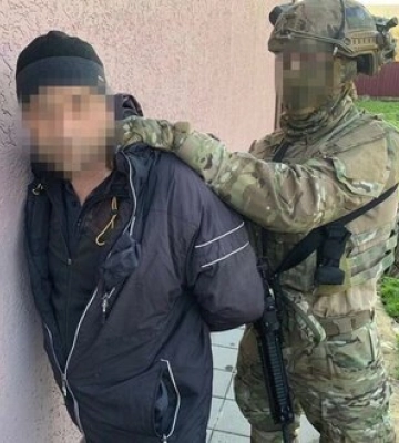 На Харківщині затримали підприємця, який вивіз до Росії понад тисячу тонн українського зерна, - СБУ. ФОТО