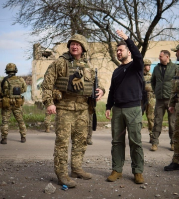 Зеленський приїхав на передову, відвідав Авдіївку