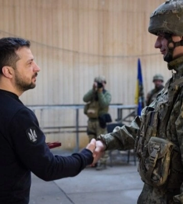 Зеленський відвідав передові позиції українських захисників на Донеччині