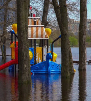 У столиці рівень води різко пішов на спад, – КМВА