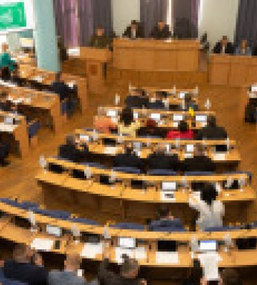 Вінницька облрада схвалила припинення договорів оренди землі та нерухомості УПЦ МП
