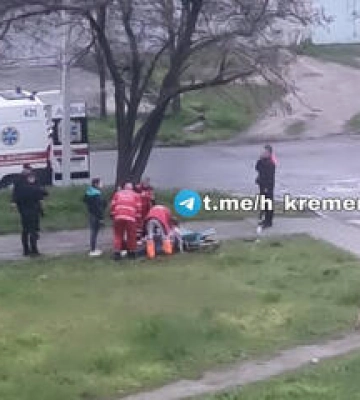 У Кременчуці 25-річний чоловік завдав жінці кілька ножових поранень і втік