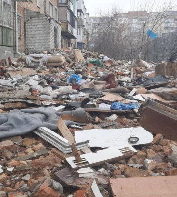 У Миколаєві поки не визначились, хто перероблятиме будсміття від розбомблених будівель