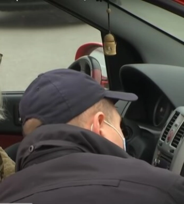 Українським водіям можуть вліпити штраф у 40 тисяч: про яку позначку в посвідченні не можна забувати
