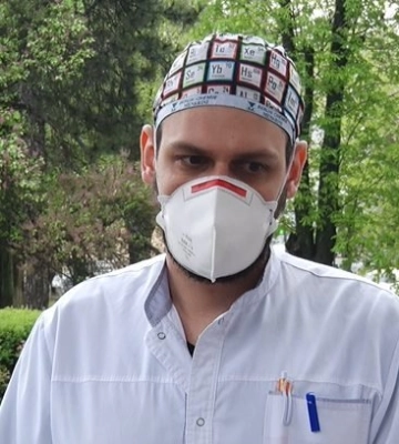 Як себе почуває жінка, яку врятували з-під завалів ангара в Дніпрі