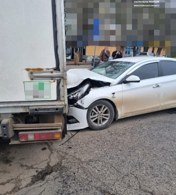 У Миколаєві сталася аварія на перехресті