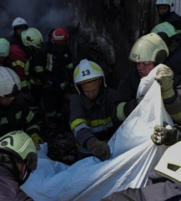 Ракетний удар по Умані: кількість загиблих зросла до 23