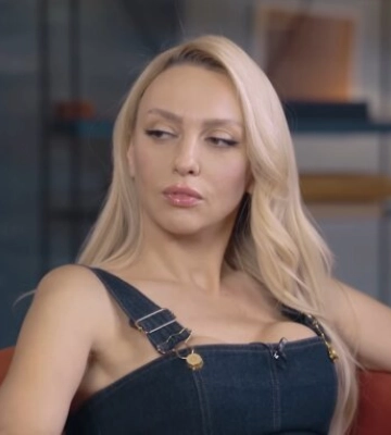Оля Полякова рассказала, чему учили россиян 8 лет: &quot;Я дышать не могла несколько дней&quot;