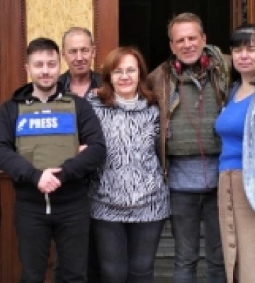 Німецьке телебачення працює в Херсонському художньому музеї: знімають документальний фільм про події листопада минулого року