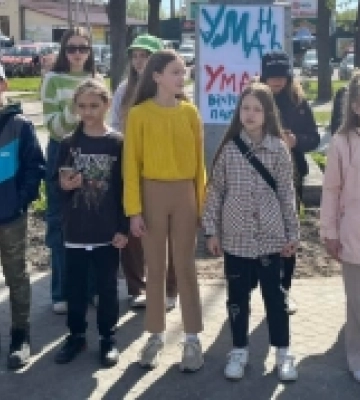 Кожен буде жати, що посіяв: у Рожищі діти організували акцію на підтримку Умані. ФОТО, ВІДЕО