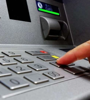 У Дніпрі перестали працювати термінали та банкомати: що сталося