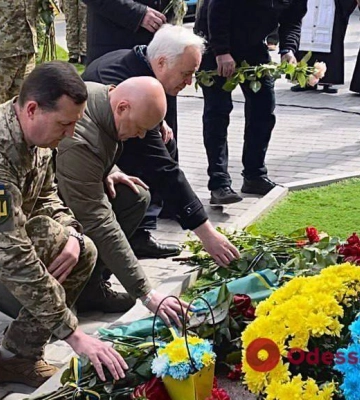 В Одессе открыли монумент «Стена Героев» в честь погибших пограничников