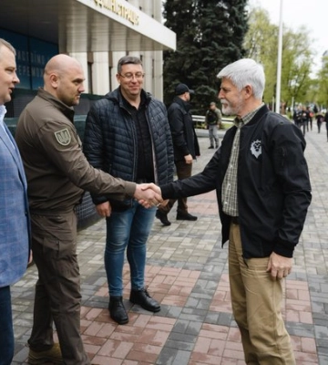 Президент Чехії прибув з візитом у Дніпро