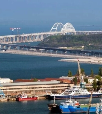 После взрывов в Севастополе на Крымском мосту – пробки