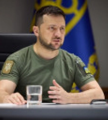 Президент України у полоні в росіян - це ганьба: Зеленський розповів, що має пістолет